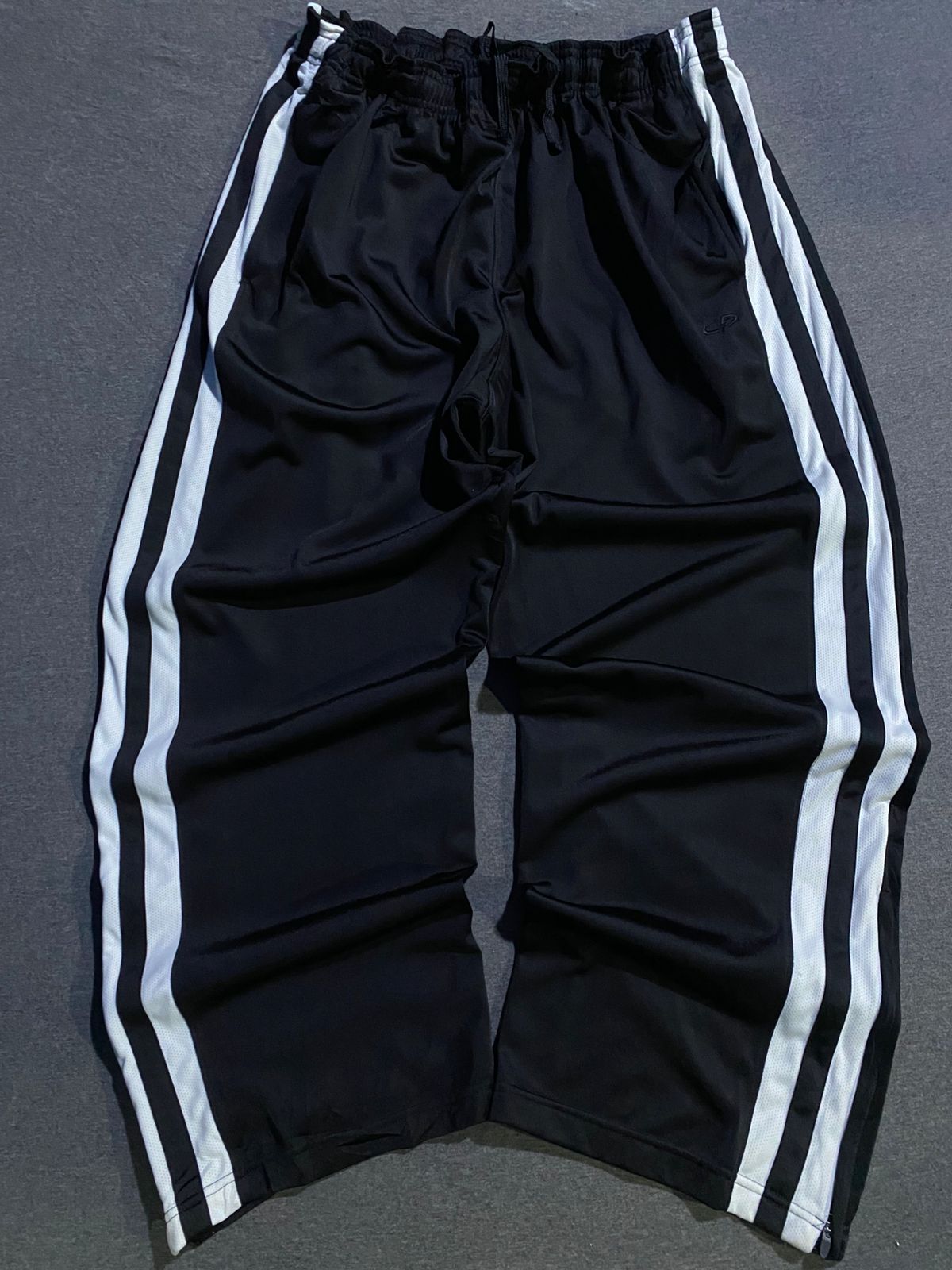 BUZO BAGGY CHAMPION